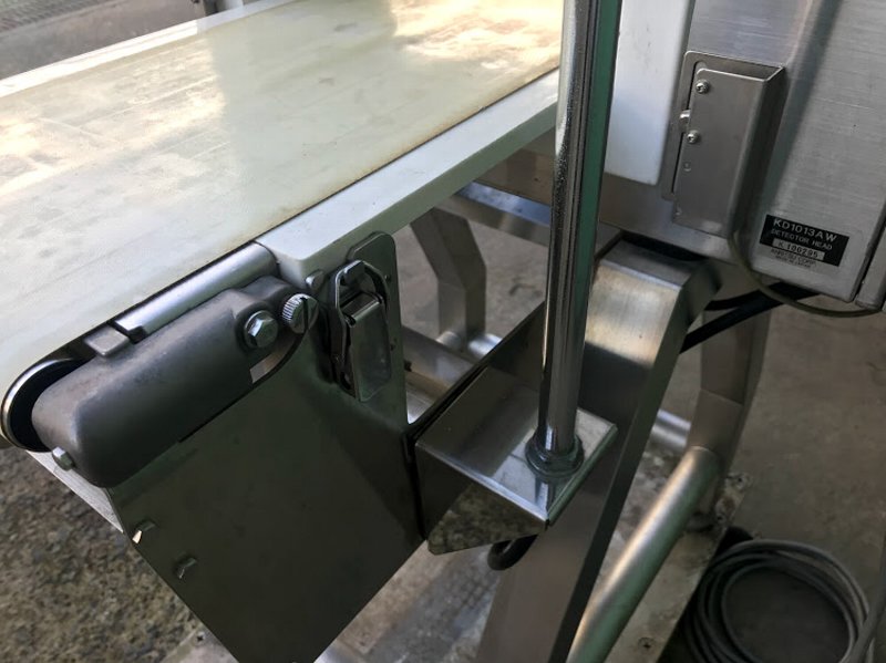 アンリツ金属検出機 写真004