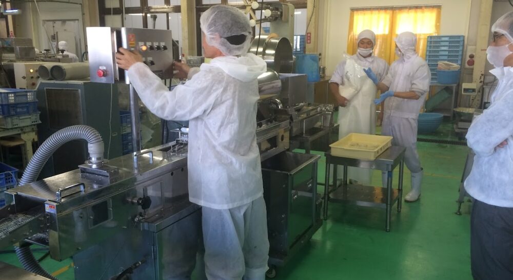 パン粉付け機 オートブレッダー  試運転調整